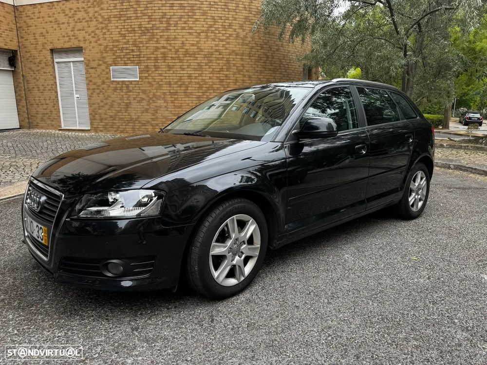 Audi A3 Sportback 2.0 TDi Attraction - 1