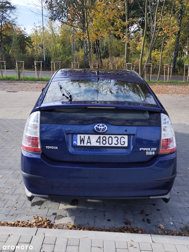 Toyota Prius 1.5 VVT-i Sol - 4