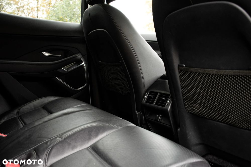 Jaguar E-Pace P250 AWD R-Dynamic S - 25