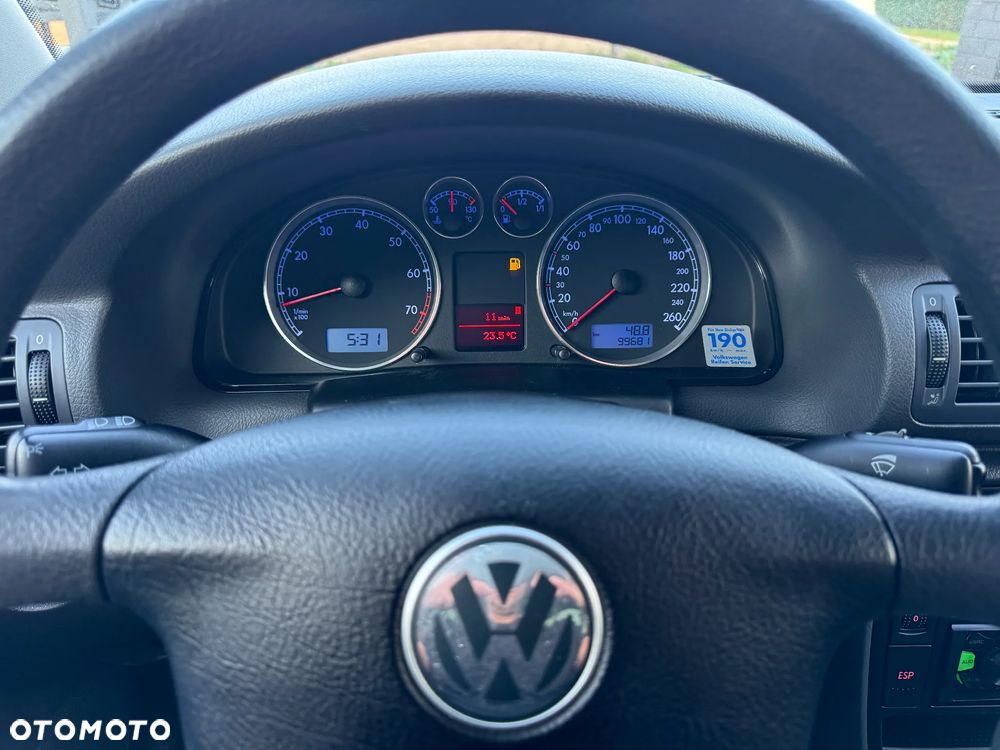 Volkswagen Passat 2.0 Comfortline - 16