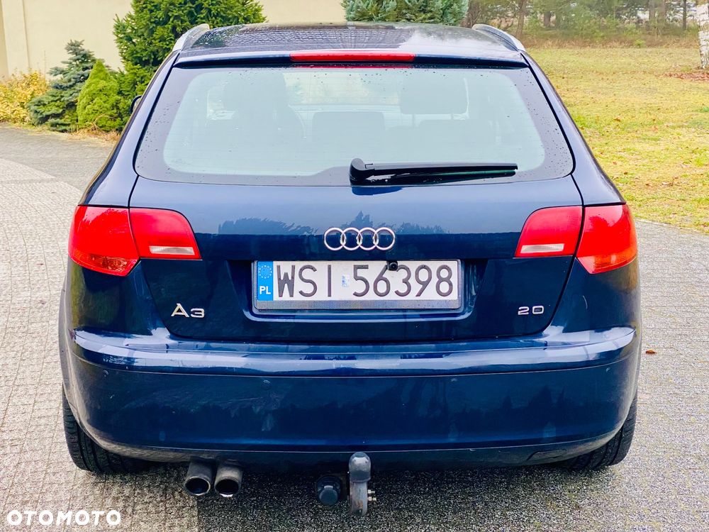 Audi A3 Sportback 2.0 FSI Ambiente - 6