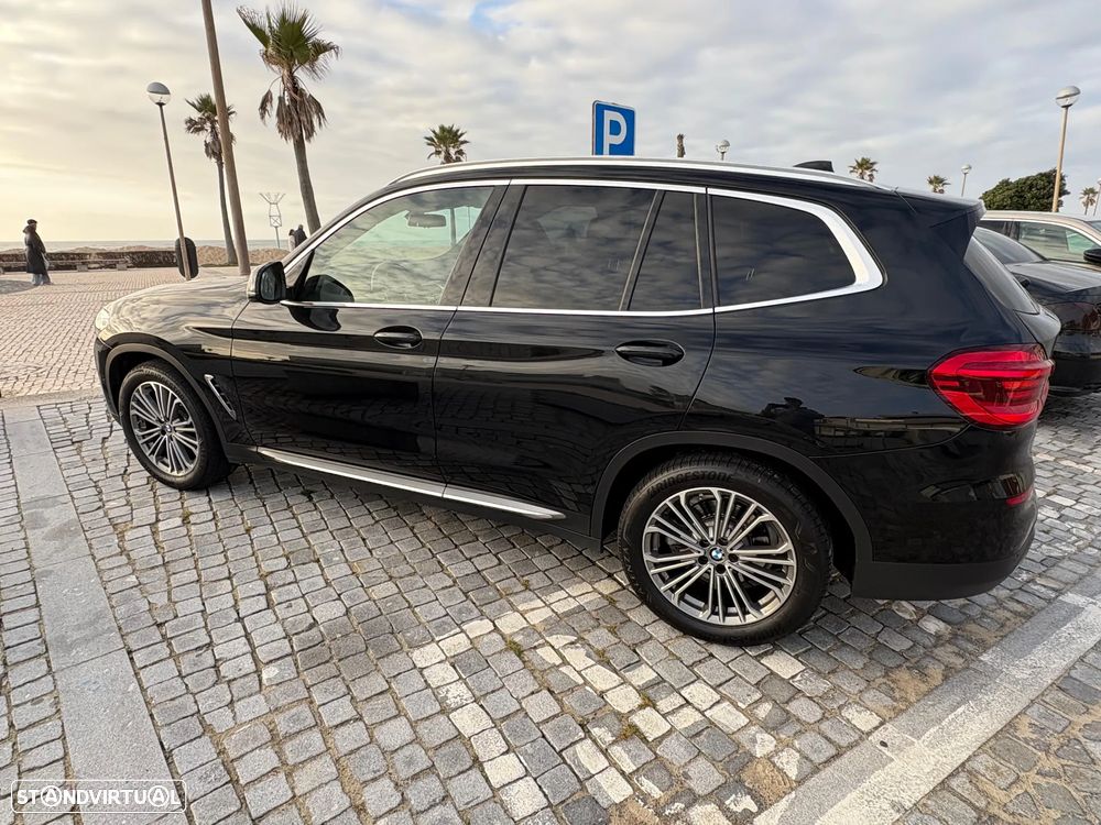 BMW X3 20 d xDrive Line Luxury - 3