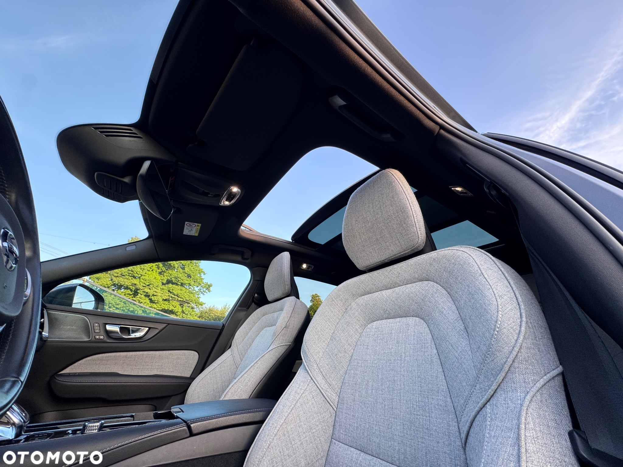 Volvo V60 T6 AWD Recharge Geartronic Inscription - 27