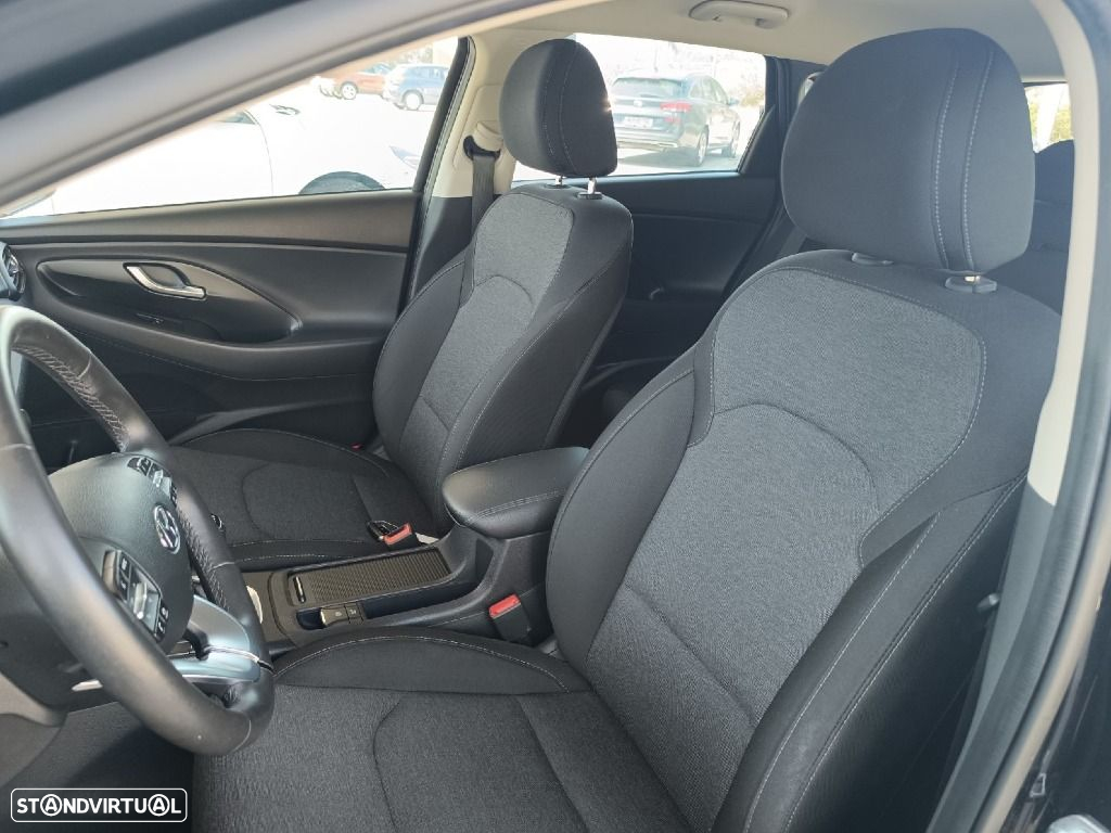 Hyundai i30 1.0 T-GDI Style Plus - 32