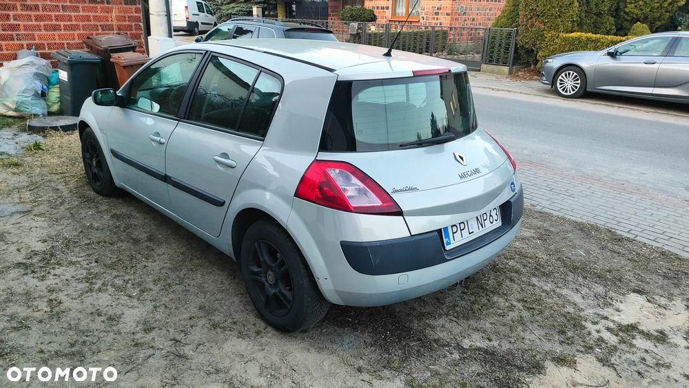 Renault Megane 1.6 Confort Authentique - 2