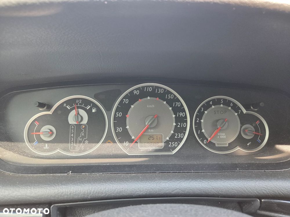 Citroën C5 II 2.0 HDi Exclusive - 6