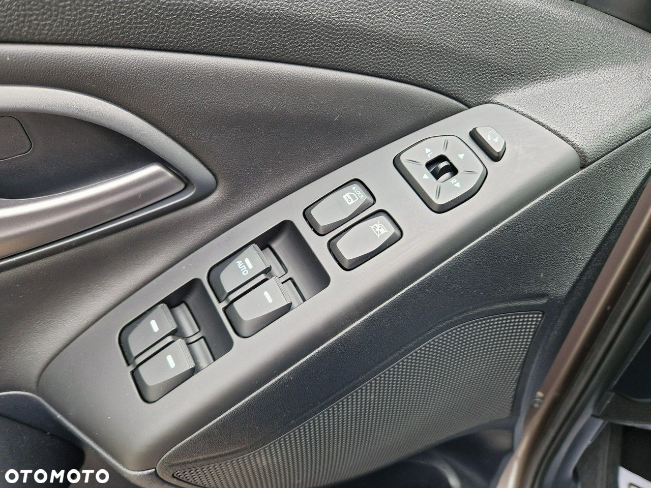 Hyundai ix35 - 22