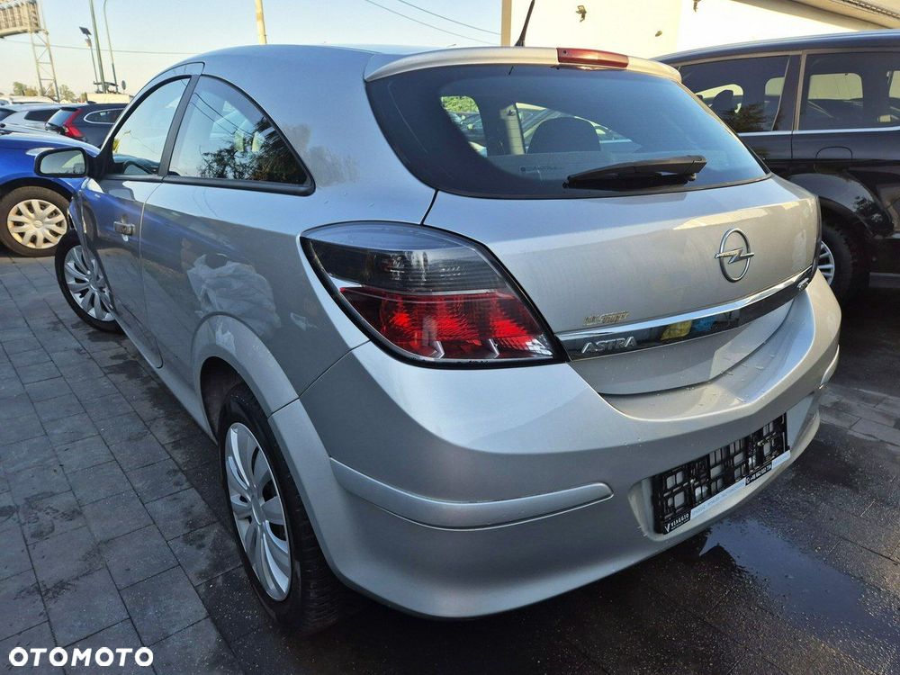 Opel Astra - 3