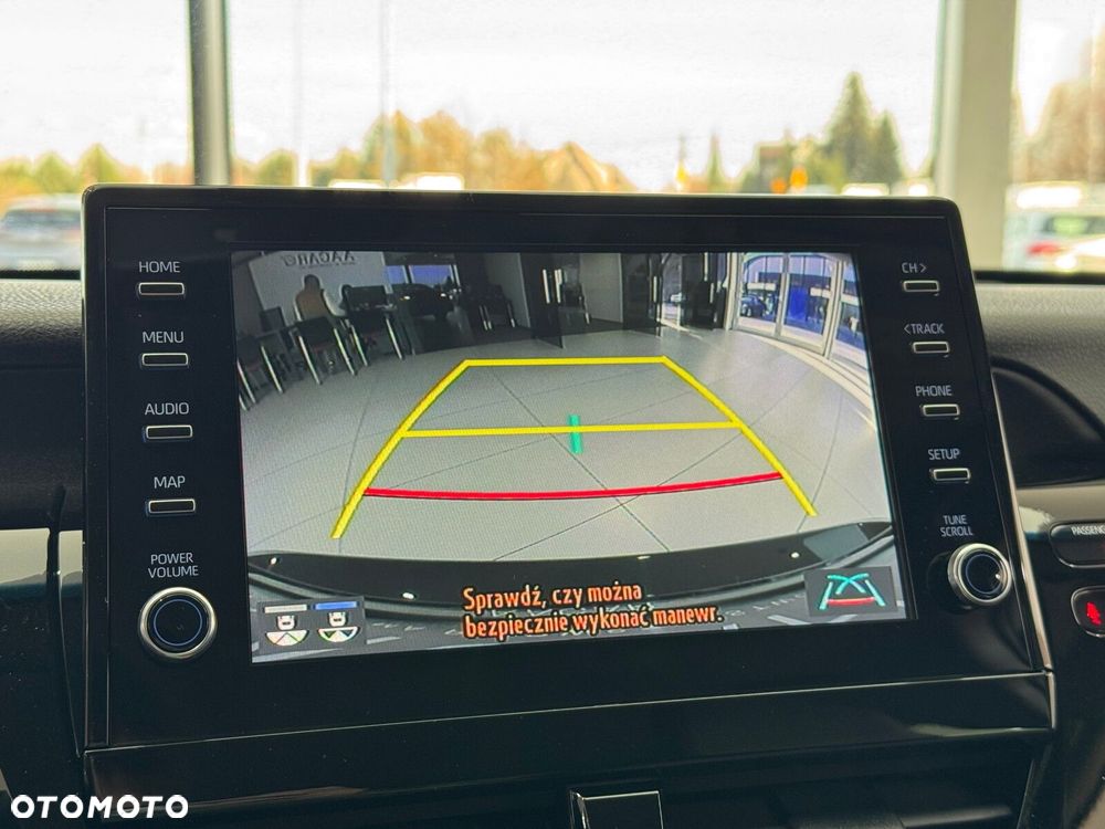 Toyota Camry 2.5 Hybrid Executive CVT - 32