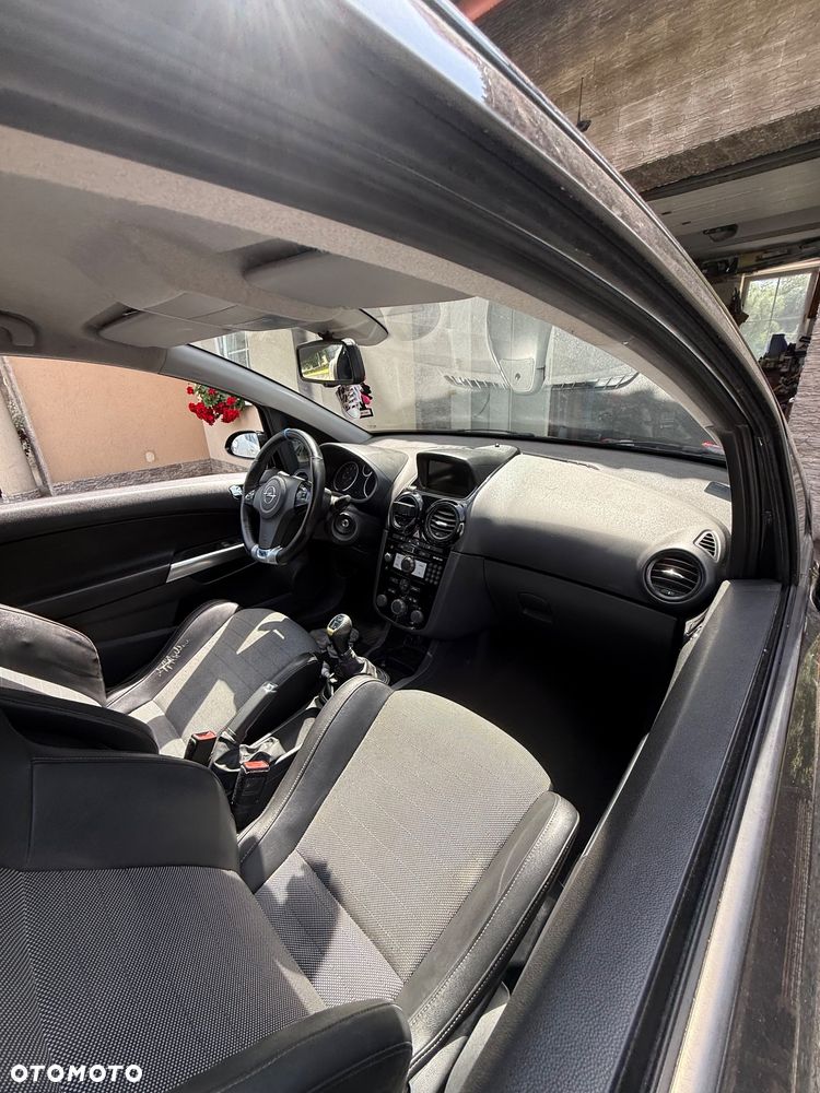 Opel Corsa 1.6T OPC - 5