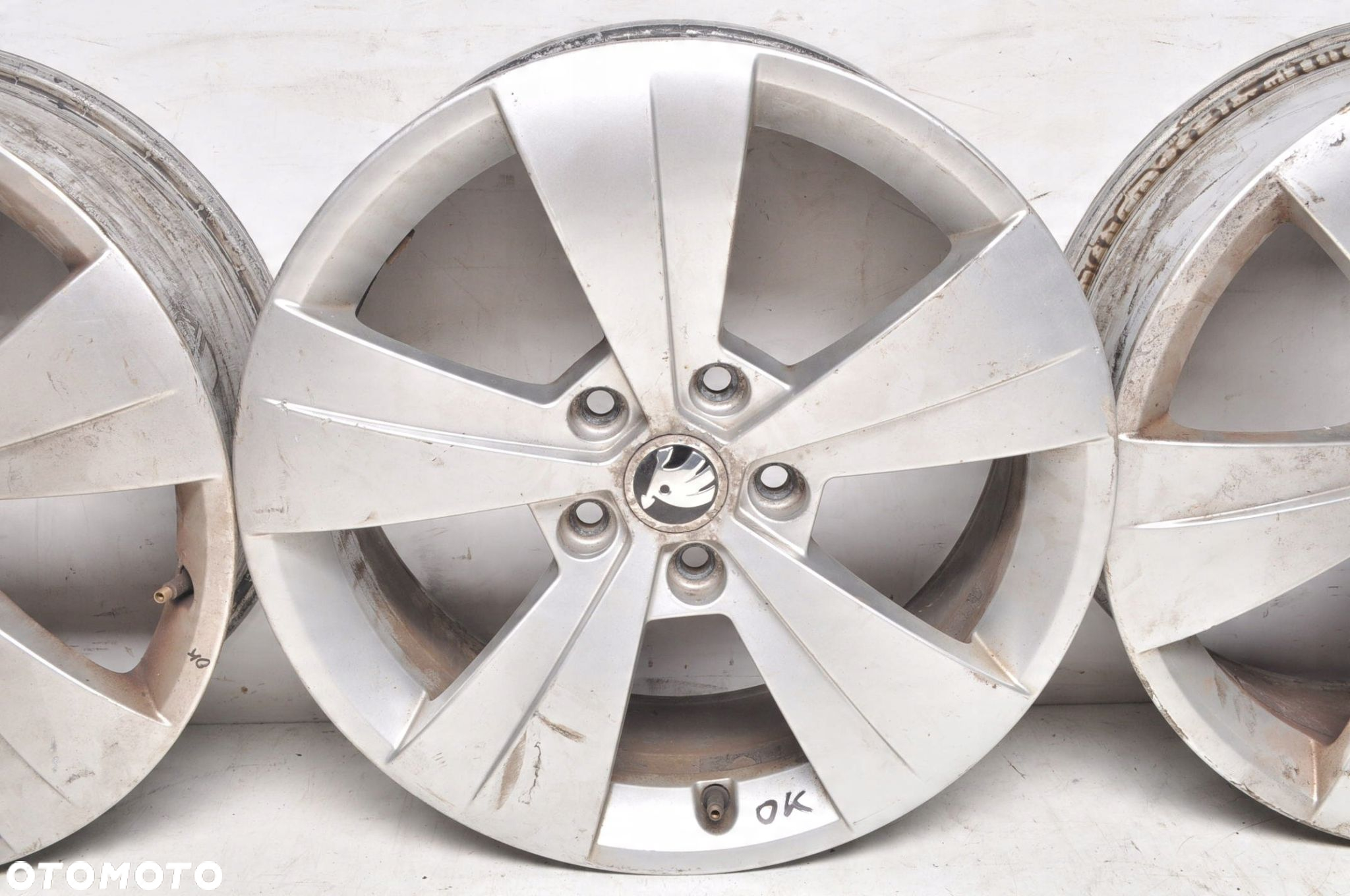 SKODA SUPERB OCTAVIA FELGI ALUMINIOWE R17" 6.5J 5X112 ET41 3V0601025A - 10