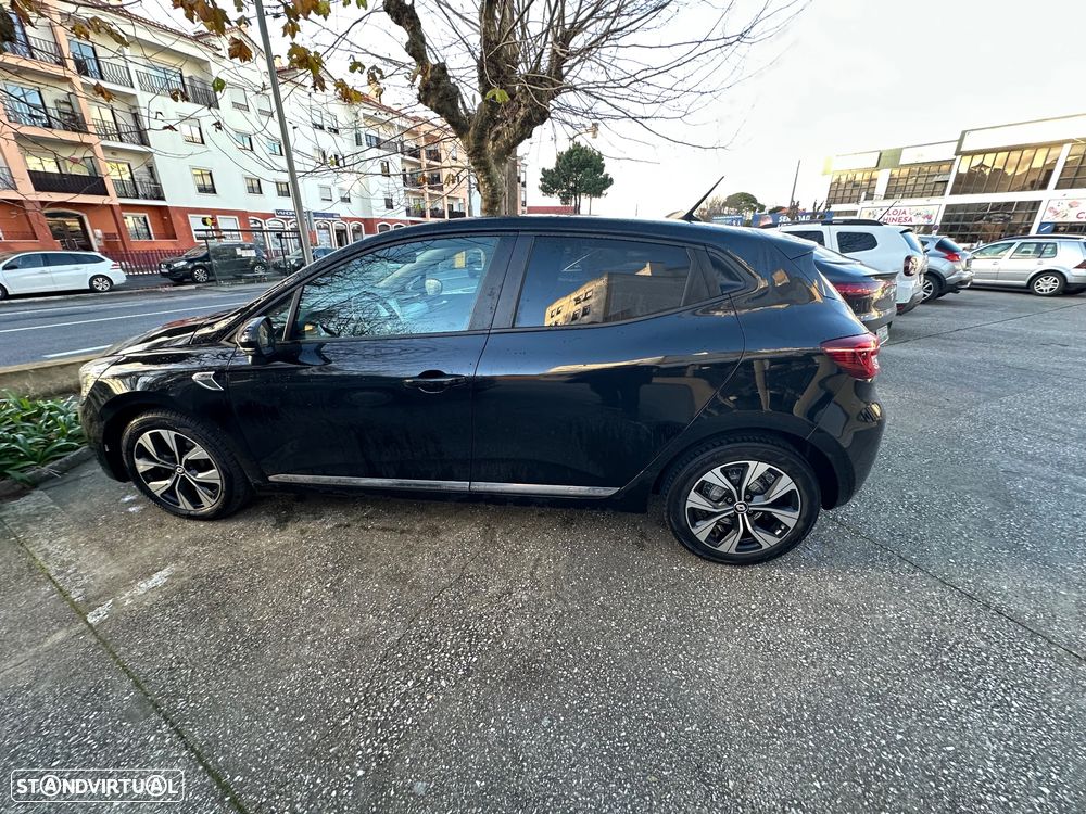 Renault Clio - 12