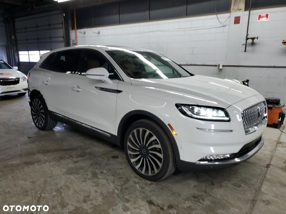 Lincoln Nautilus - 3