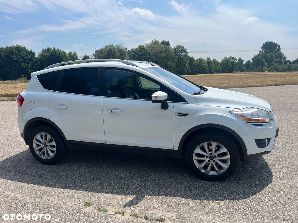 Ford Kuga 2.0 TDCi 2x4 Titanium - 19