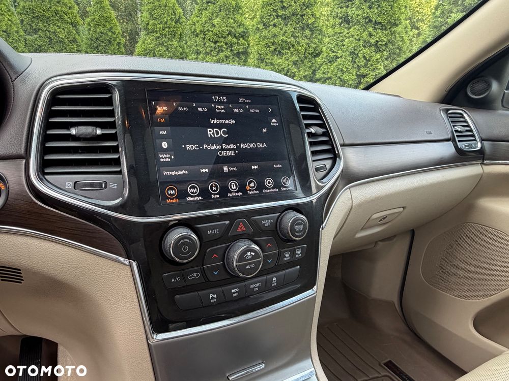 Jeep Grand Cherokee 5.7 V8 Overland - 26