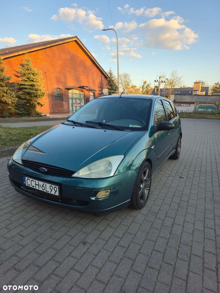 Ford Focus - 1