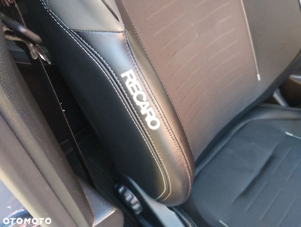 Ford Focus 2.3 EcoBoost ST X - 27