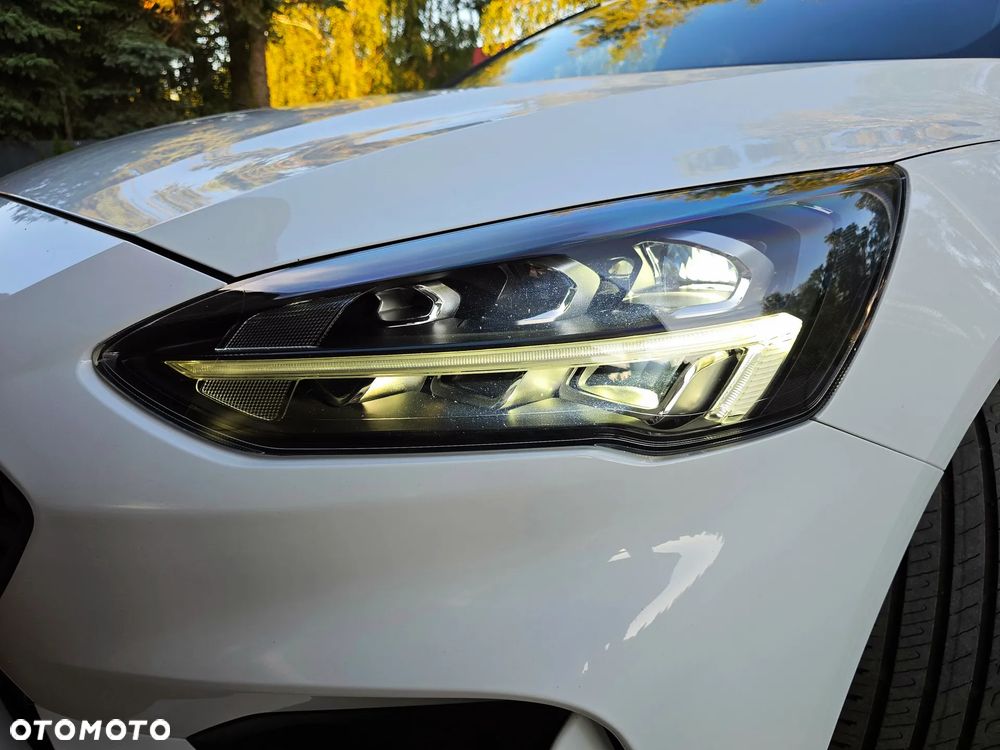 Ford Focus 1.5 EcoBoost ST-Line - 26