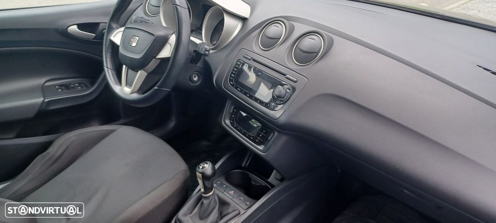 SEAT Ibiza 1.6 TDI 25 Anos DPF - 12