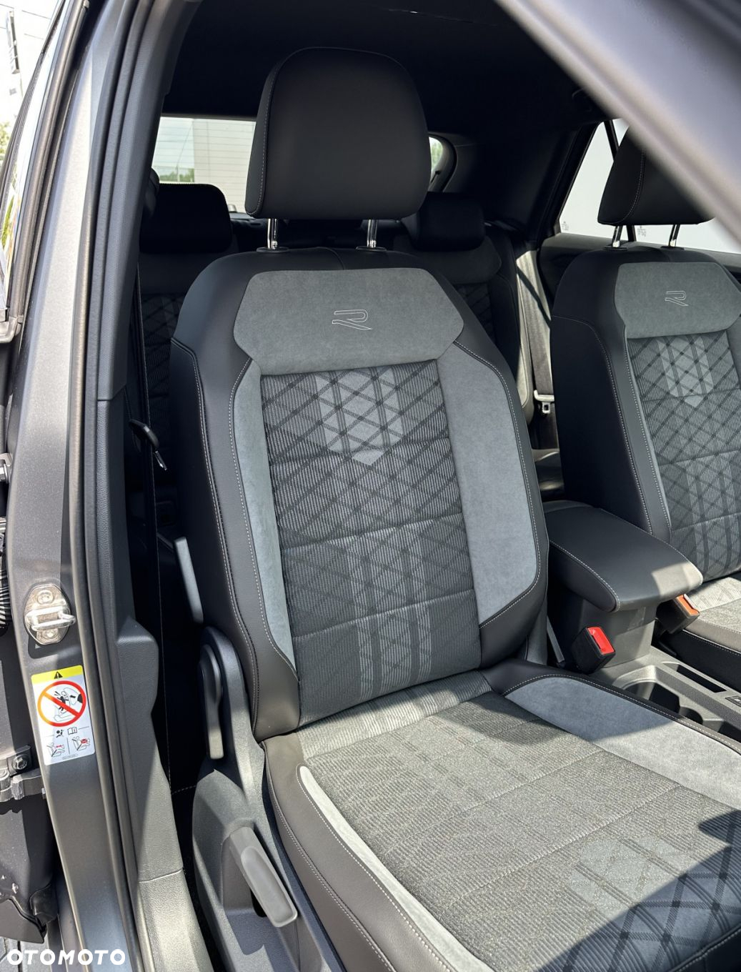 Volkswagen T-Roc 2.0 TSI 4Motion R-Line DSG - 23