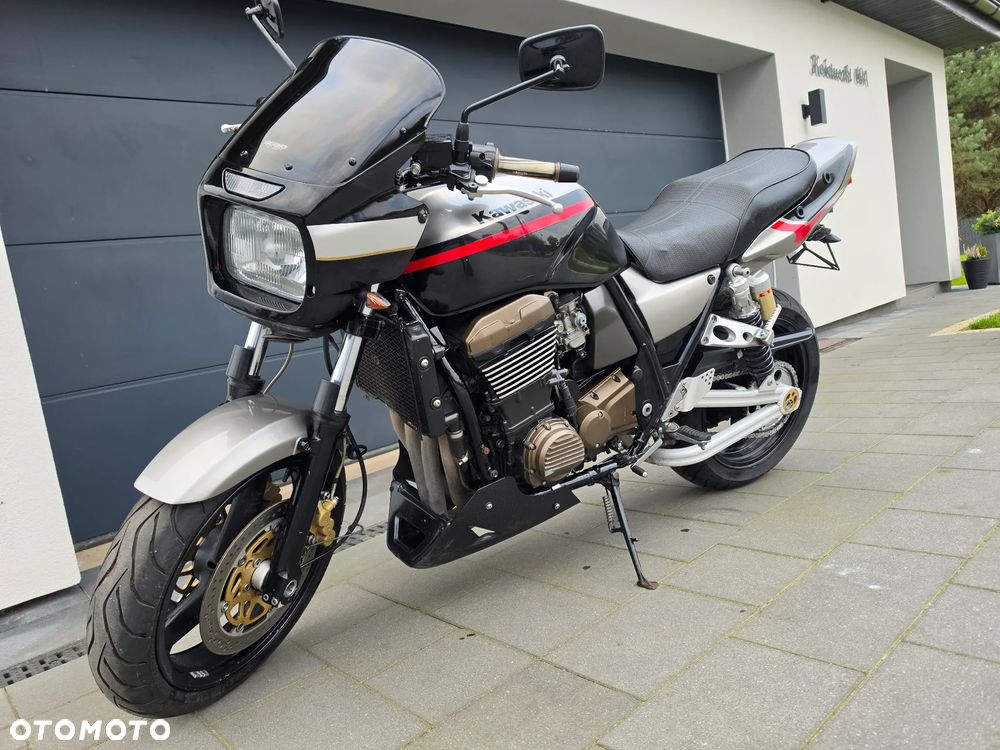 Kawasaki ZRX