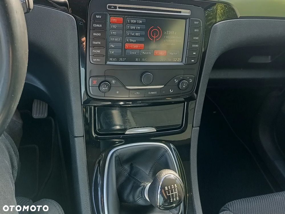 Ford S-Max - 8