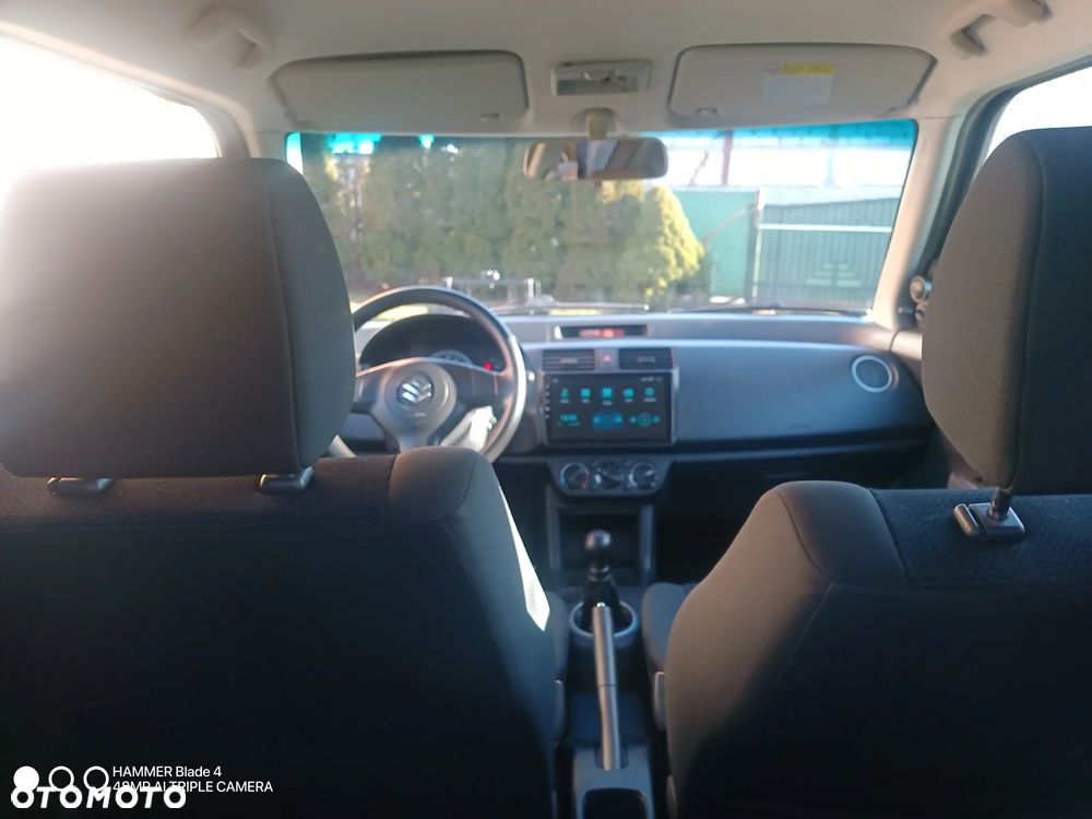 Suzuki Swift 1.3 Comfort - 19