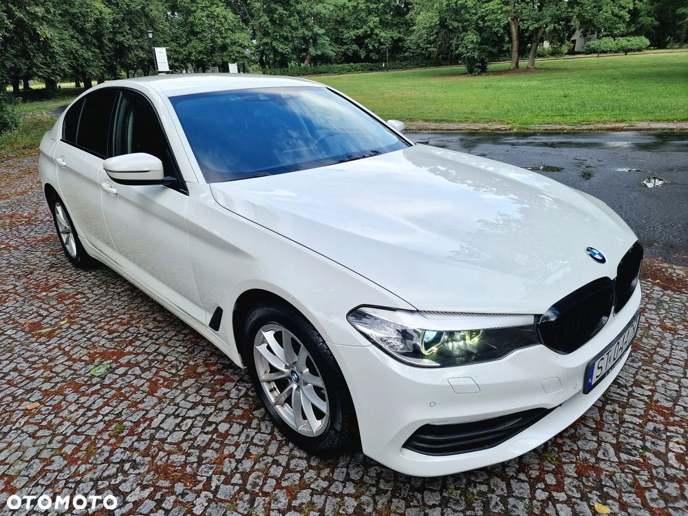 BMW Seria 5 520d Luxury Line - 14