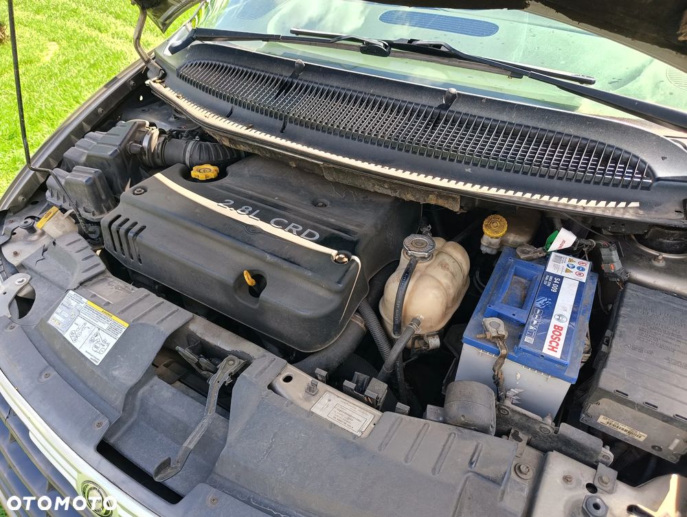 Chrysler Grand Voyager 2.8 CRD LX - 5