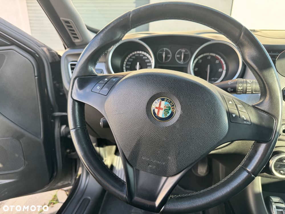 Alfa Romeo Giulietta 1.6 JTDM Distinctive - 13