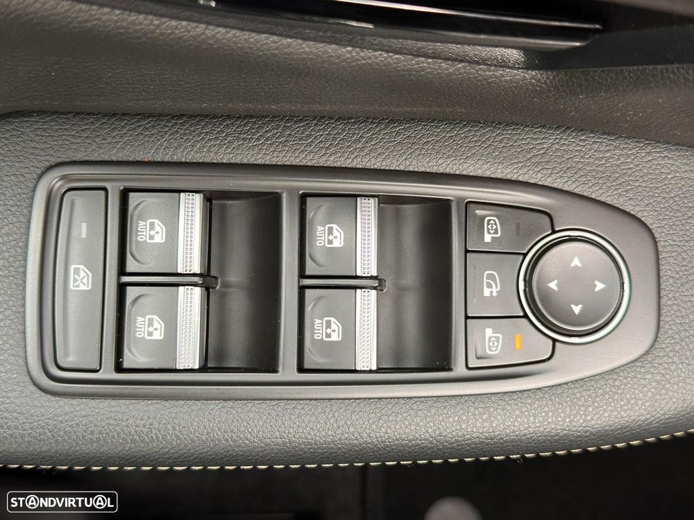 Renault Mégane E-Tech EV60 220hp optimum charge Iconic - 24