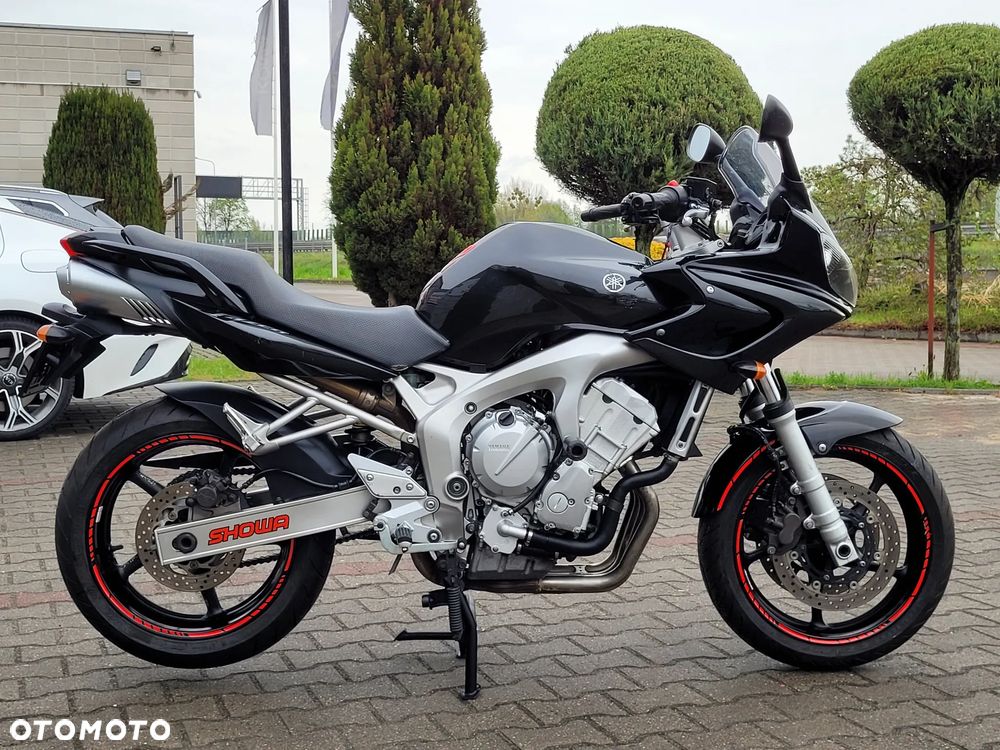 Yamaha FZ6 - 8