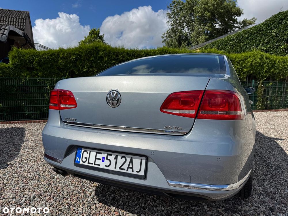 Volkswagen Passat 2.0 TDI Comfortline DSG - 6