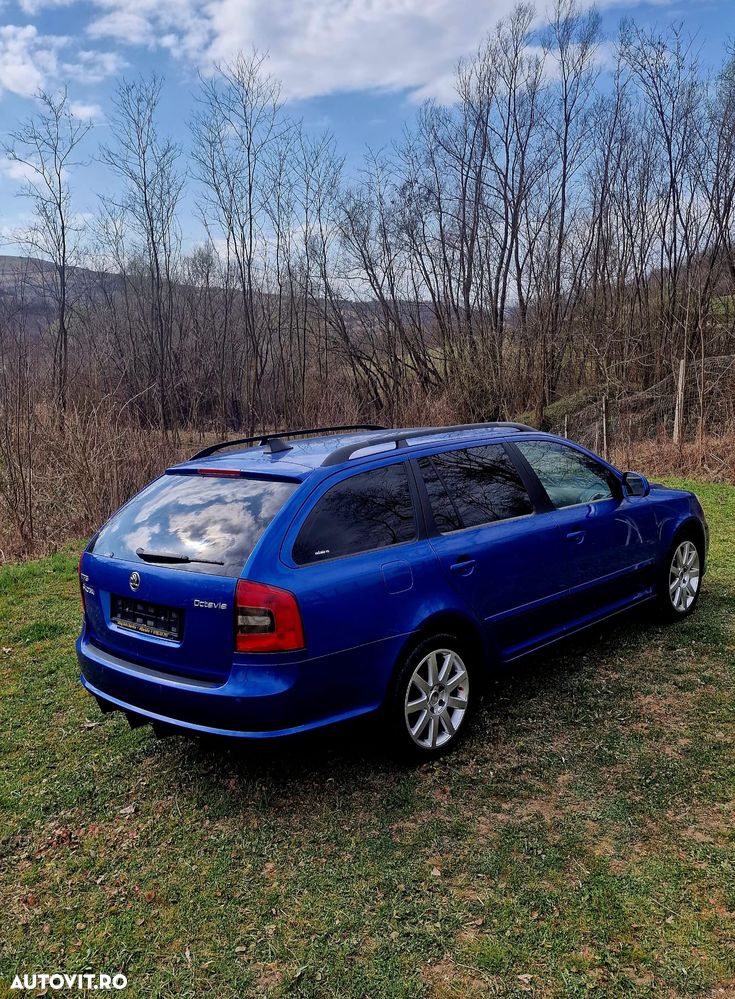 Skoda Octavia 2.0 TDI RS - 18