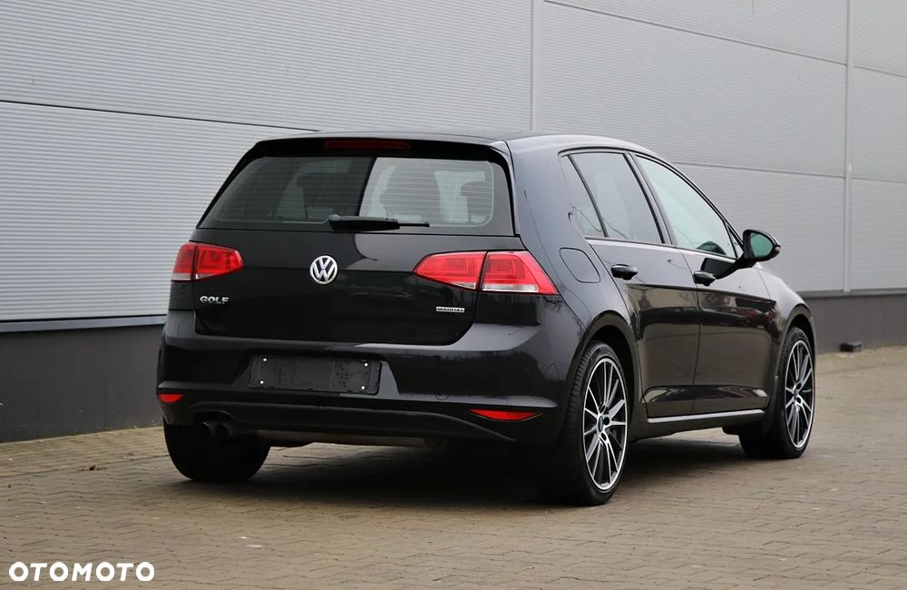 Volkswagen Golf - 12