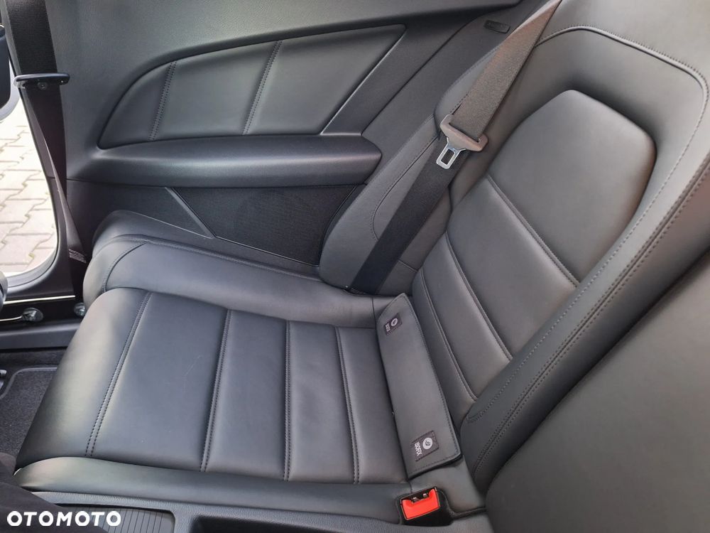 Mercedes-Benz Klasa C 63 AMG Coupe AMG SPEEDSHIFT MCT - 28