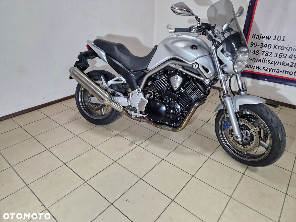 Yamaha BT - 12
