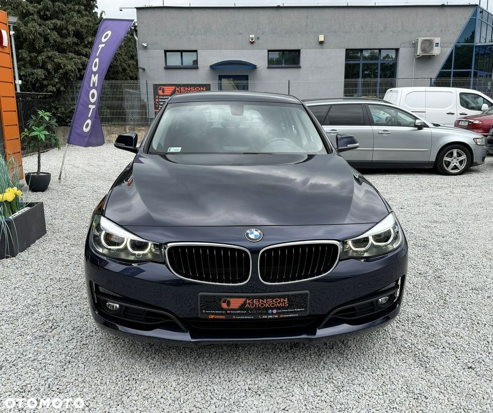 BMW 3GT 320i Sport - 35