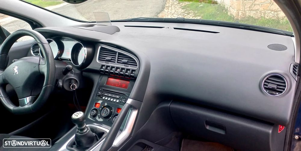 Peugeot 3008 1.6 HDi Sport - 16