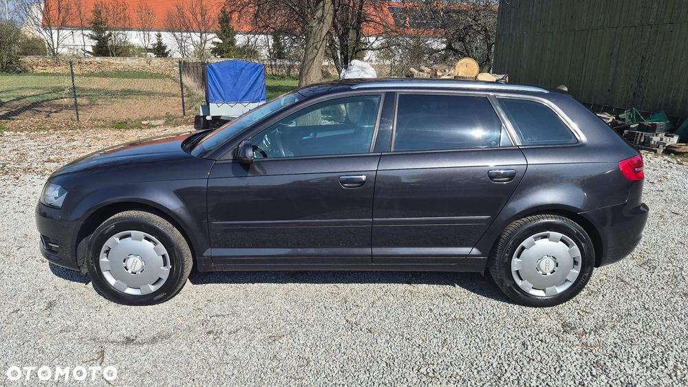 Audi A3 Sportback 1.2 TFSI Ambiente - 3