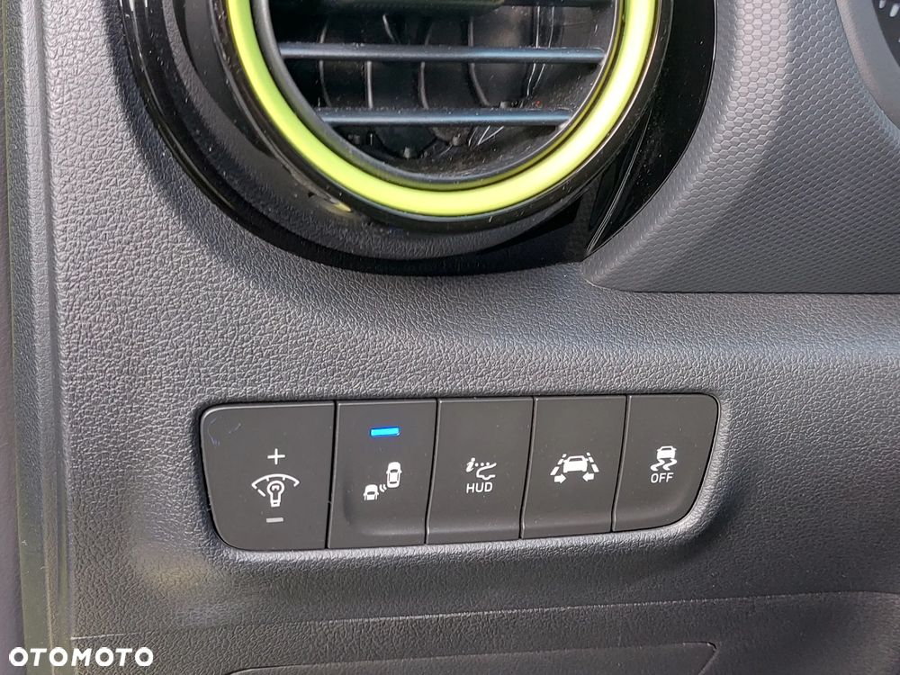 Hyundai Kona - 18