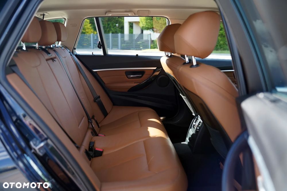 BMW Seria 3 320d Sport-Aut Efficient Dynamics Edition Sport Line - 22