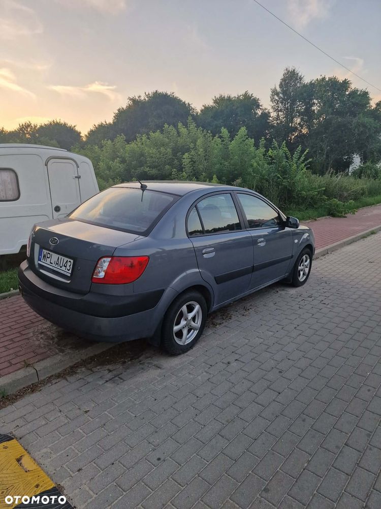 Kia Rio 1.4 Comfort - 13