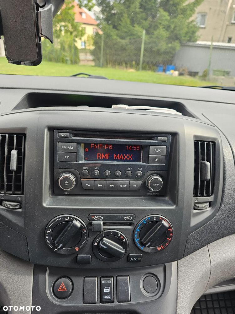 Nissan NV200 - 10