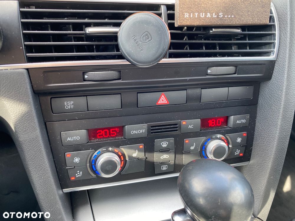 Audi A6 Limousine 3.0 TDI DPF quattro tiptronic - 17