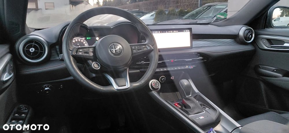 Alfa Romeo Tonale 1.5 VGT Ti - 6