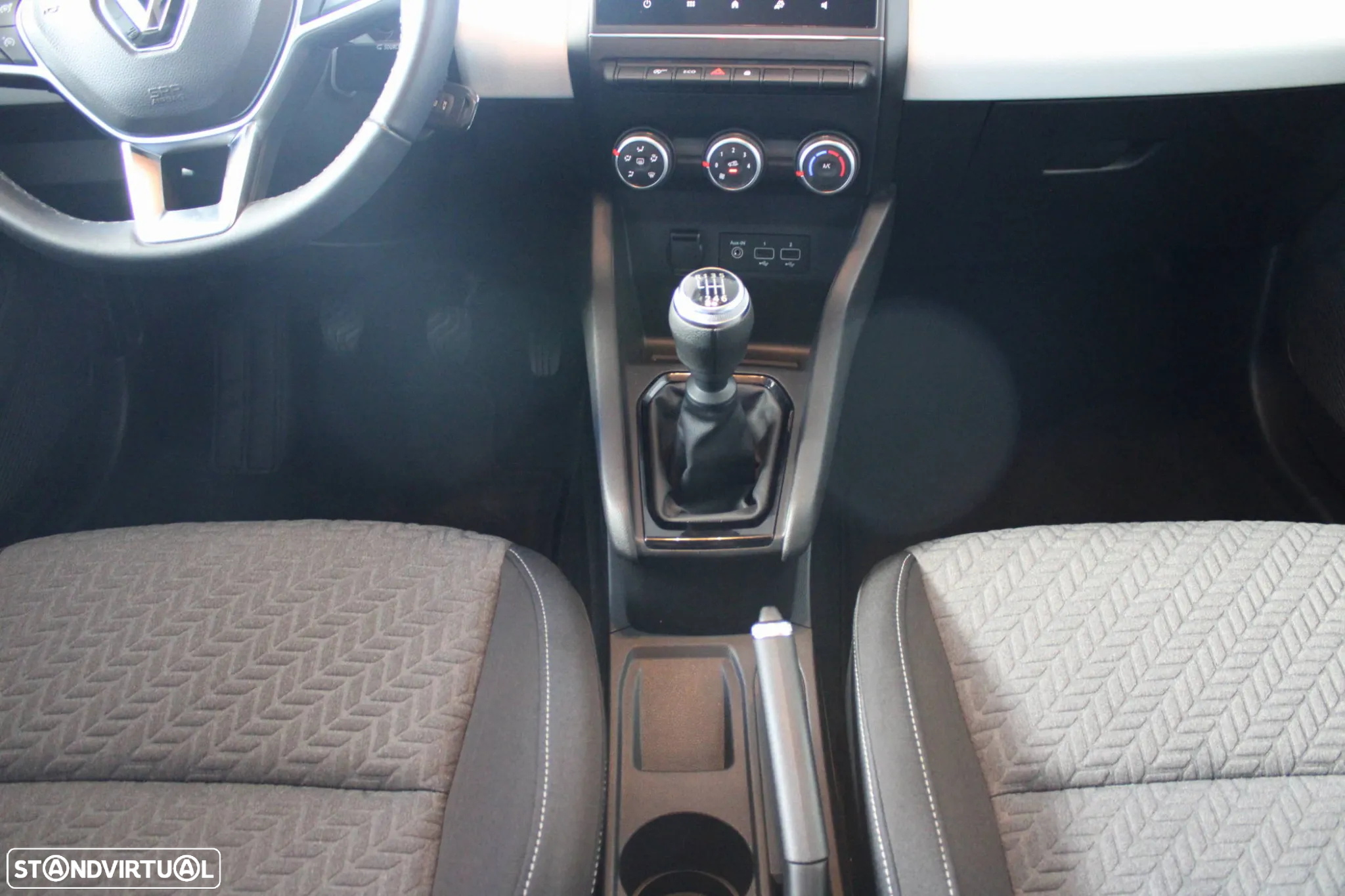 Renault Clio 1.5 Blue dCi Evolution - 11