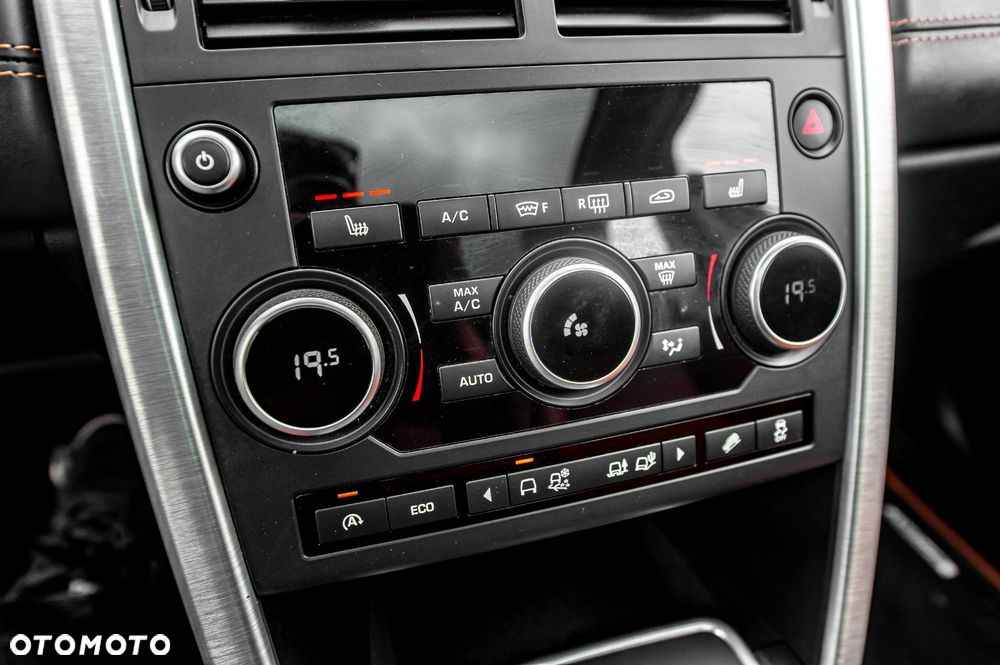 Land Rover Discovery Sport Si4 HSE Luxury - 31