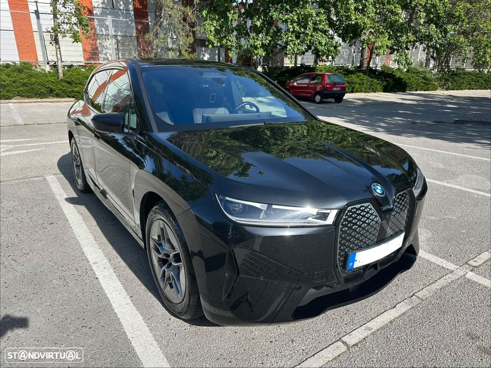BMW iX xDrive 40 Pack Desportivo - 4