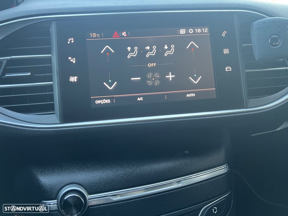 Peugeot 308 SW 1.6 BlueHDi Business Line - 21